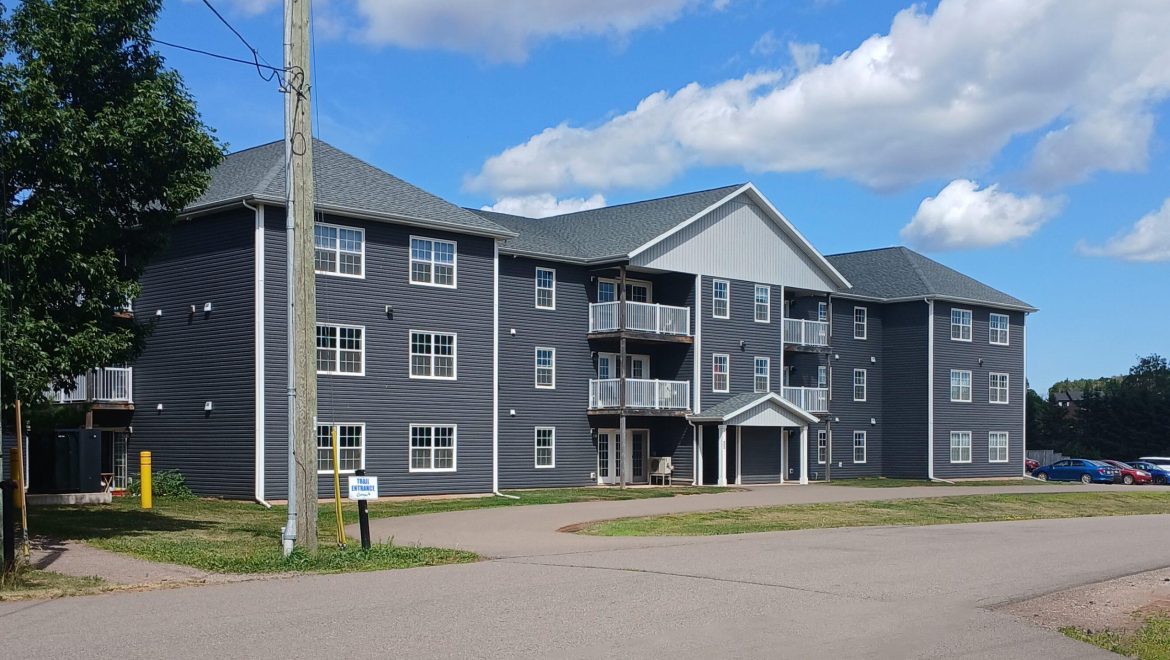 55 ByWay Avenue, Cornwall (3 bdr) Available Now!